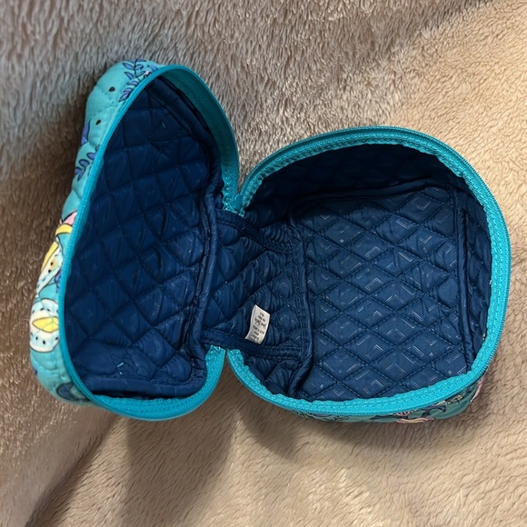 VERA BRADLEY Peacock Garden Train Case - Picture 6 of 7